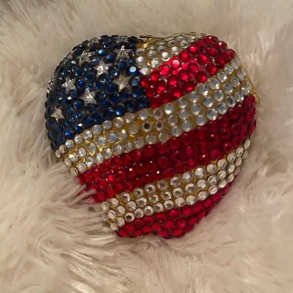 RARE! SPECIAL EDITION! Estėe Lauder commemorative powder compact. - Picture 1 of 3